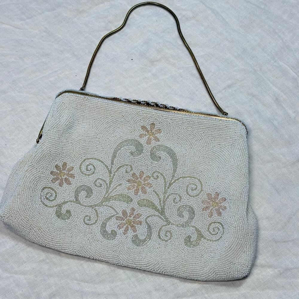 Vintage 1950s Intricate Beaded Floral Scroll Pastel Gold Frame Mini Handbag - Picture 6 of 9
